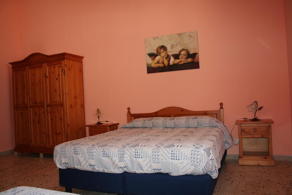 Casa Vacanze Margherita Locogrande Habitación foto